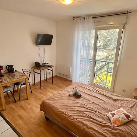 Appartement Equipe Avec Parking Numero 21 Mulhouse